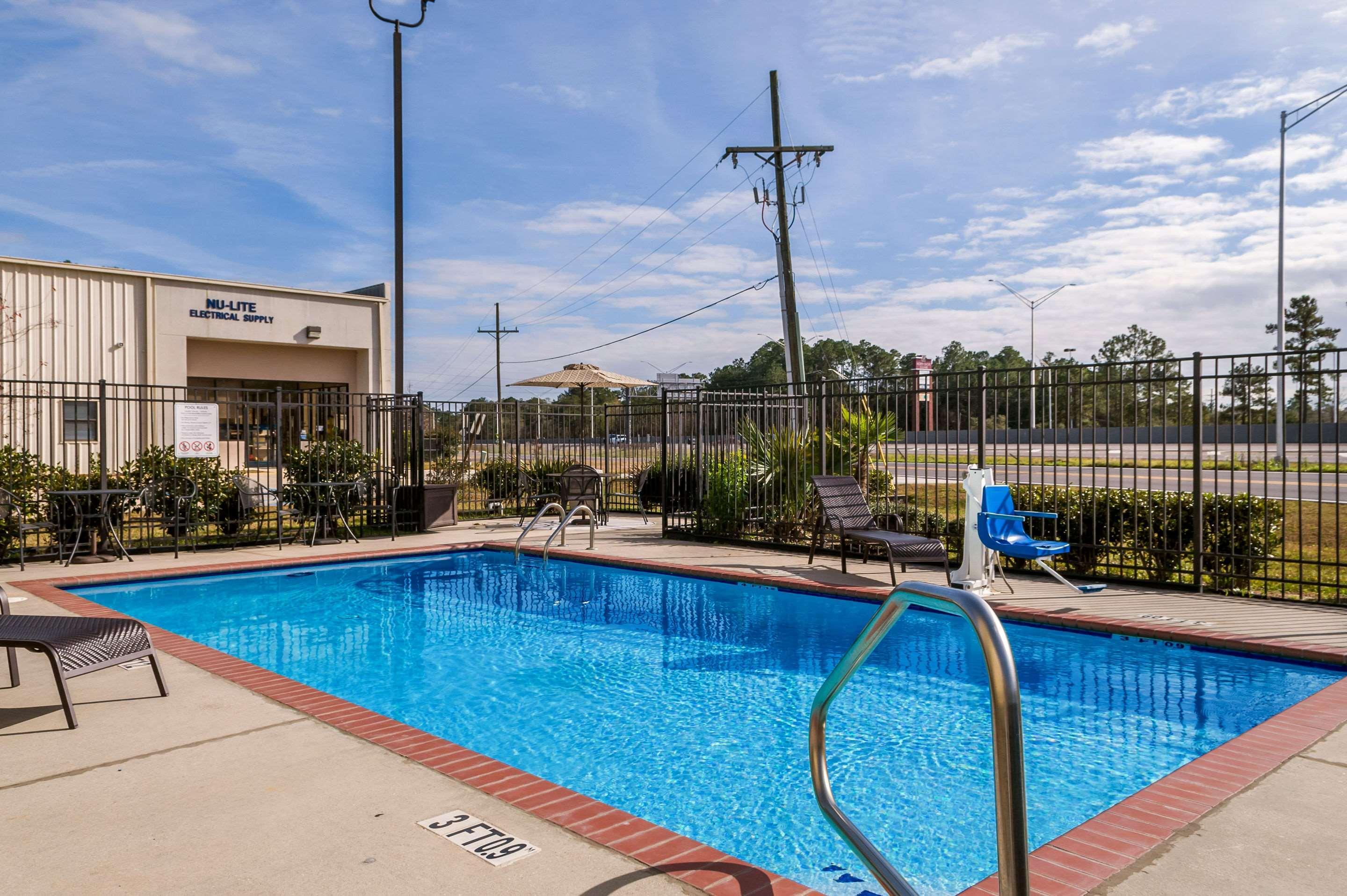 Quality Inn & Suites Slidell Exteriör bild