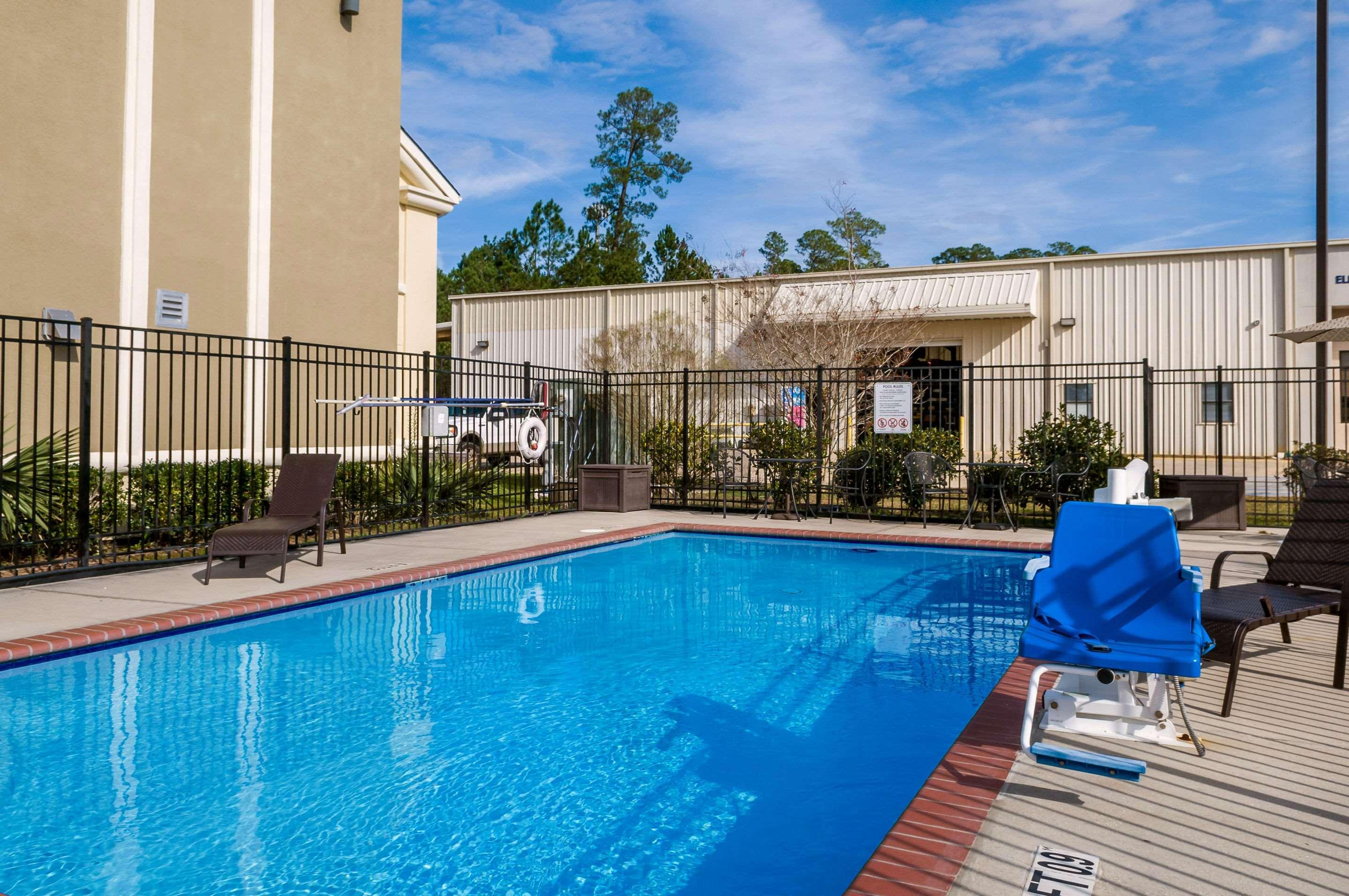 Quality Inn & Suites Slidell Exteriör bild
