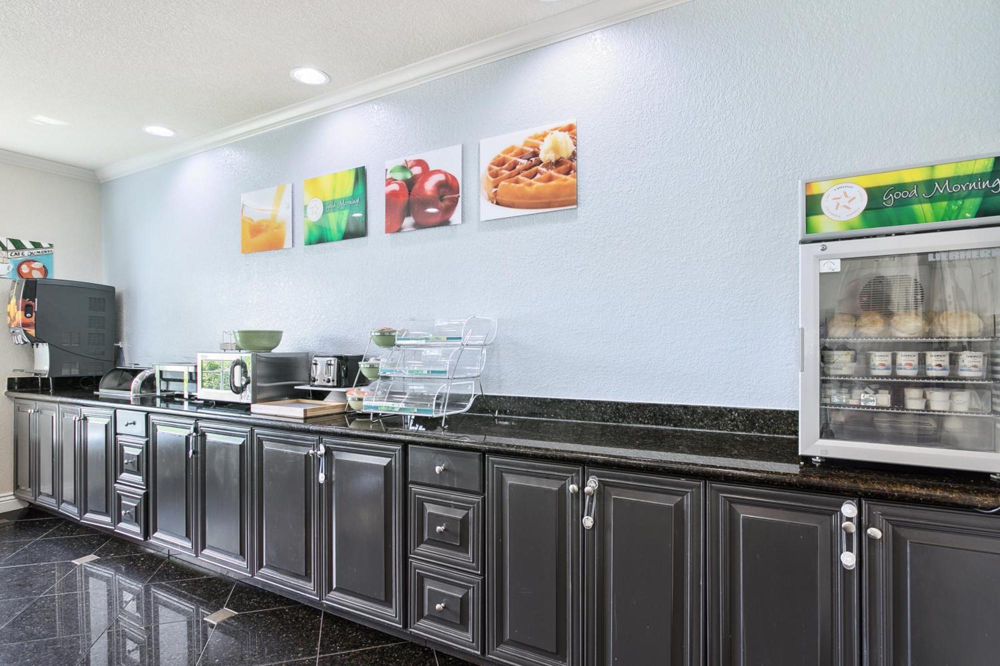 Quality Inn & Suites Slidell Exteriör bild