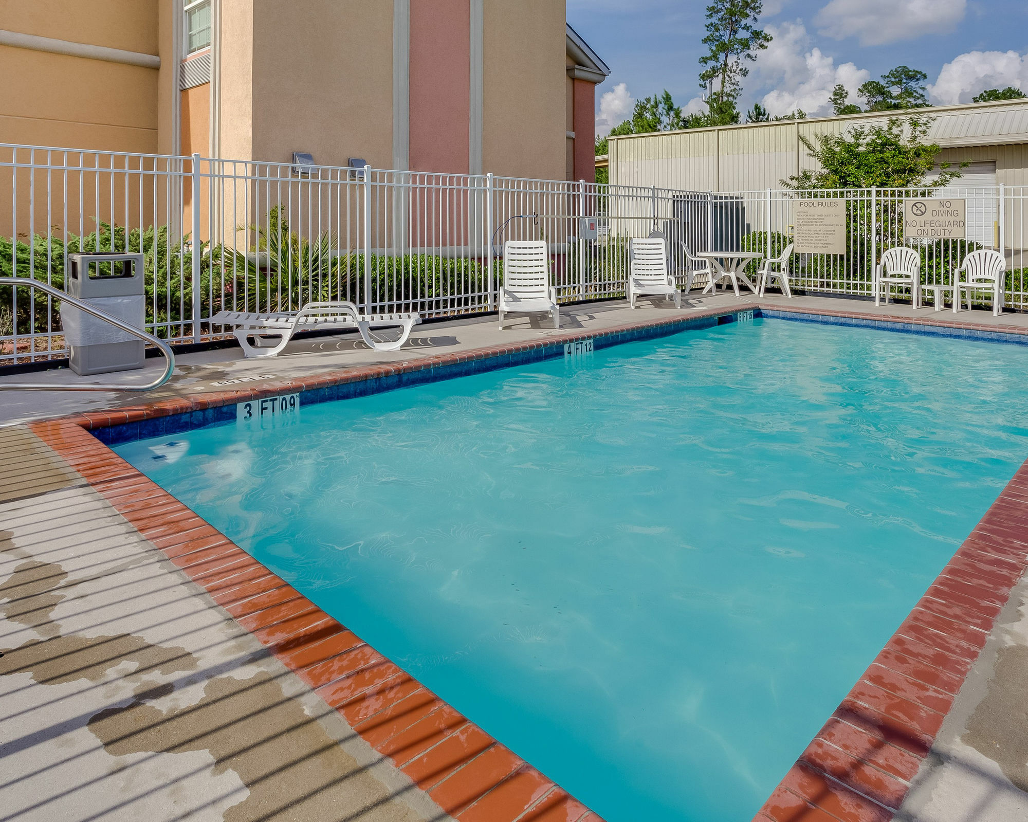 Quality Inn & Suites Slidell Exteriör bild